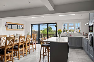 Photo 11- click for photo gallery